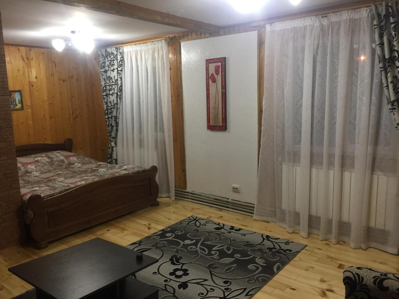 Guest House U Myrona Yaremche Exterior foto
